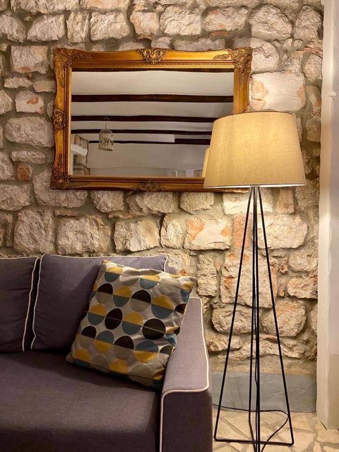 Apartamento Steinhaus Mit Terrasse Rovinj Exterior foto