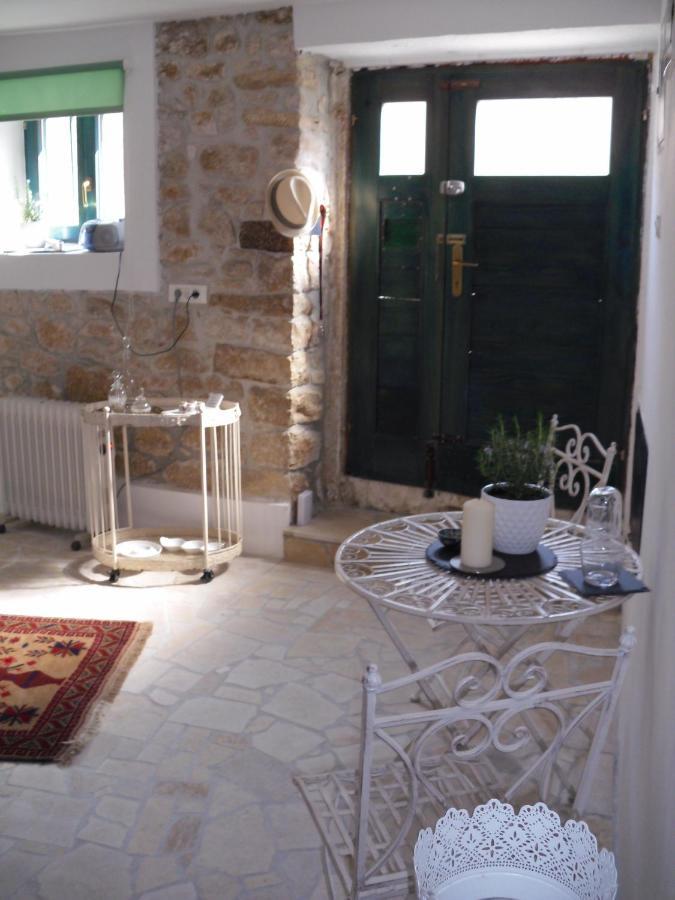 Apartamento Steinhaus Mit Terrasse Rovinj Exterior foto